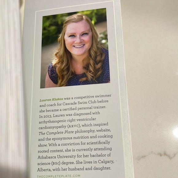THE Complete Plate by Lauren Klukas Cookbook - Picture 5 of 5